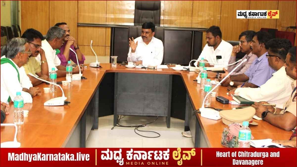 ರೈಲ್ವೆ ಯೋಜನೆಗೆ ಭೂಮಿ ನೀಡುವ ರೈತರಿಗೆ ಮಾರುಕಟ್ಟೆ ದರದಂತೆ ಗರಿಷ್ಠ ಪರಿಹಾರ: ಎಡಿಸಿ ಬಿ.ಟಿ. ಕುಮಾರಸ್ವಾಮಿ ಭರವಸೆ