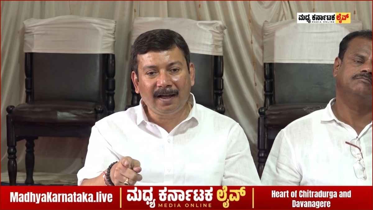 ಪಂಚಮಸಾಲಿ ಪೀಠದಲ್ಲಿ ‘ಸಹೋದರ ಸವಾಲ್’: ತಾಕತ್ತಿದ್ದರೆ ಪರ್ಯಾಯ ಮಠ ಕಟ್ಟಿ ತೋರಿಸಿ; ವಚನಾನಂದ ಶ್ರೀಗಳಿಗೆ ಎಚ್ಚರಿಕೆ!