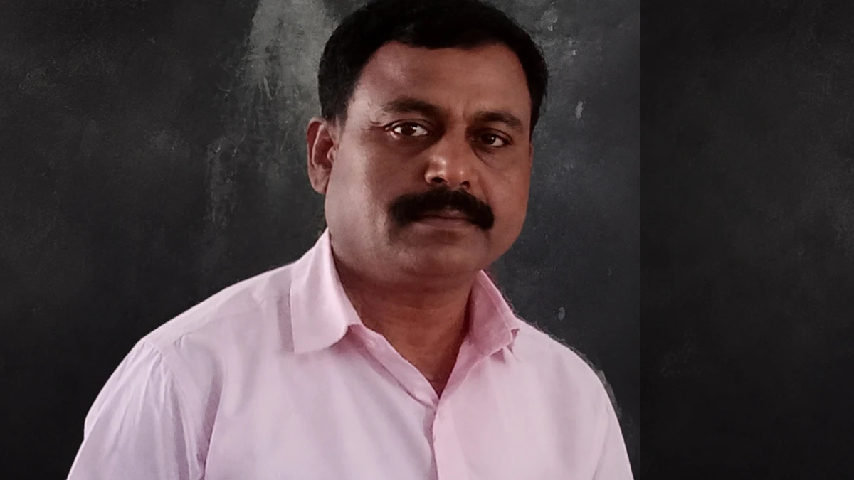 ಗುಡುಗು ಸಿಡಿಲಿನ ಶಬ್ದಕ್ಕೆ ಬೆಚ್ಚಿಬಿದ್ದ ಮುಖ್ಯ ಶಿಕ್ಷಕ: ಹೃದಯಾಘಾತದಿಂದ ದಾರುಣ ಸಾವು