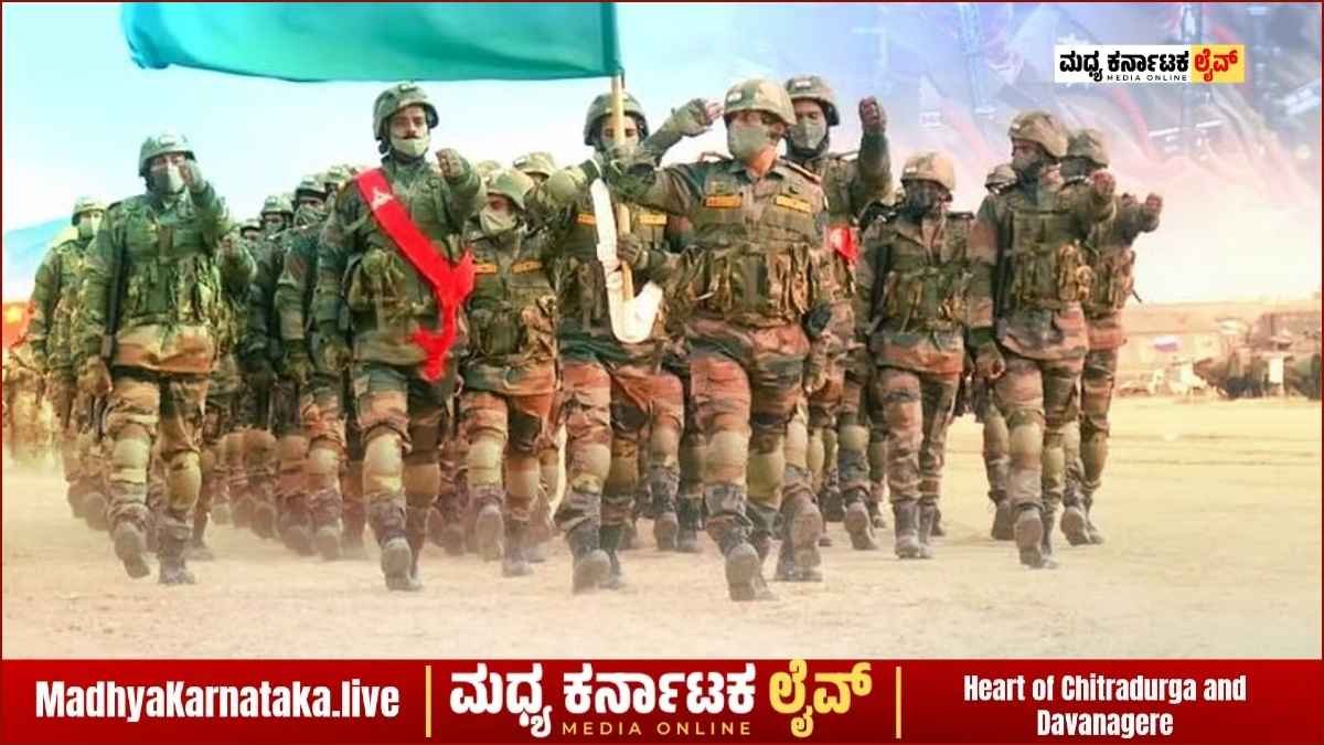 ದಾವಣಗೆರೆ: ವೃದ್ಧಾಶ್ರಮದಲ್ಲಿದ್ದೂ ಸೈನಿಕರ ನಿಧಿಗೆ ಮನೆ ಮಾರಿ ₹10 ಲಕ್ಷ ನೀಡಿದ ಧೀಮಂತ ಅಜ್ಜಿ ಕರಿಬಸಮ್ಮ!